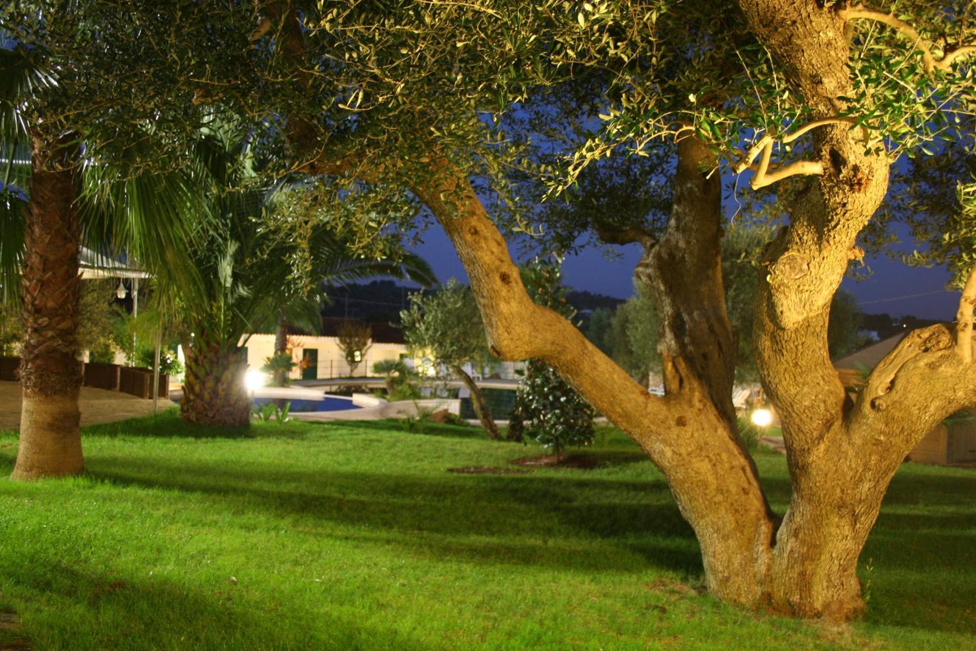 Citta Bianca Country Resort Ostuni Exterior photo